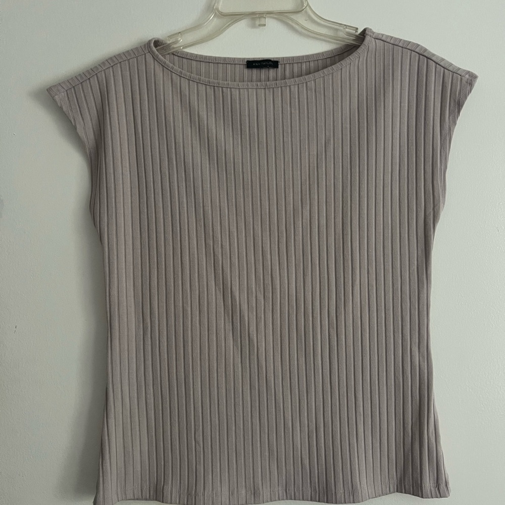 Ann Taylor Ribbed Cap-Sleeve Tank in Light Taupe